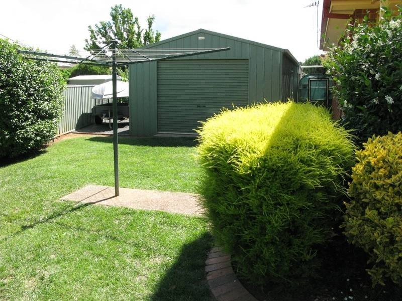 25 Casuarina Drive, Orange NSW 2800