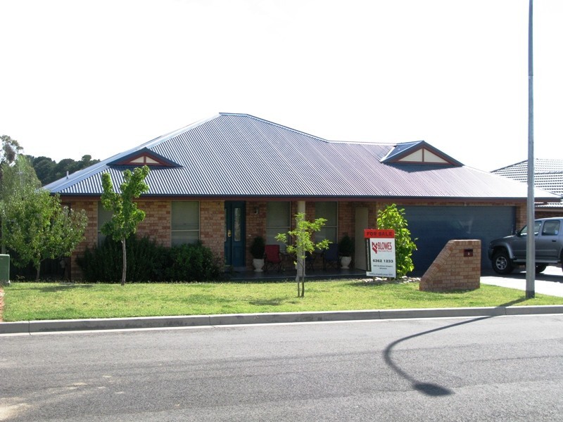 2 Lavender Close, Orange NSW 2800