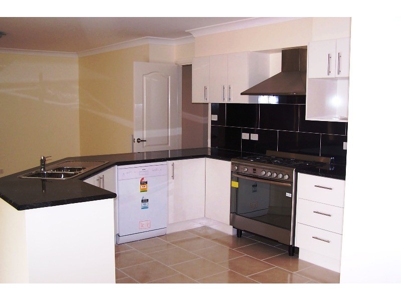 1 & 5 Faye Crescent, Orange NSW 2800