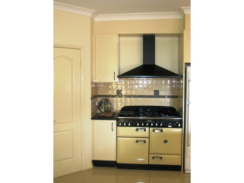 28 Isaac Drive, Orange NSW 2800