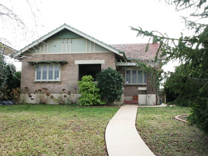 29 Ophir Street, Orange NSW 2800