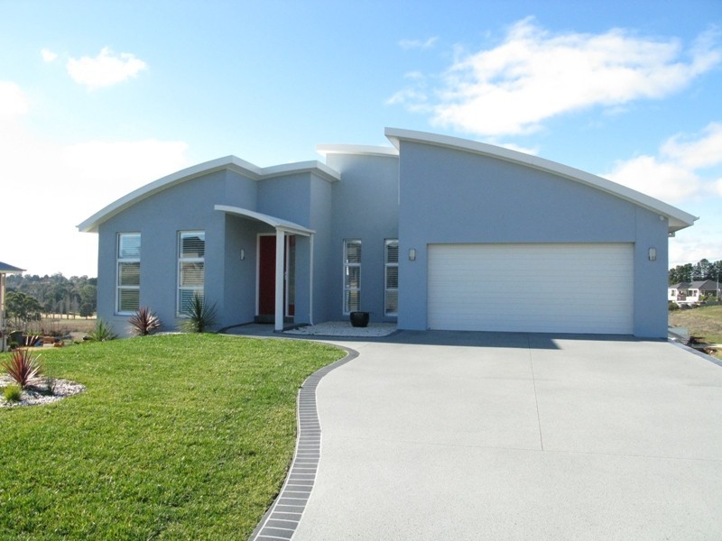 2 Collins Way, Orange NSW 2800