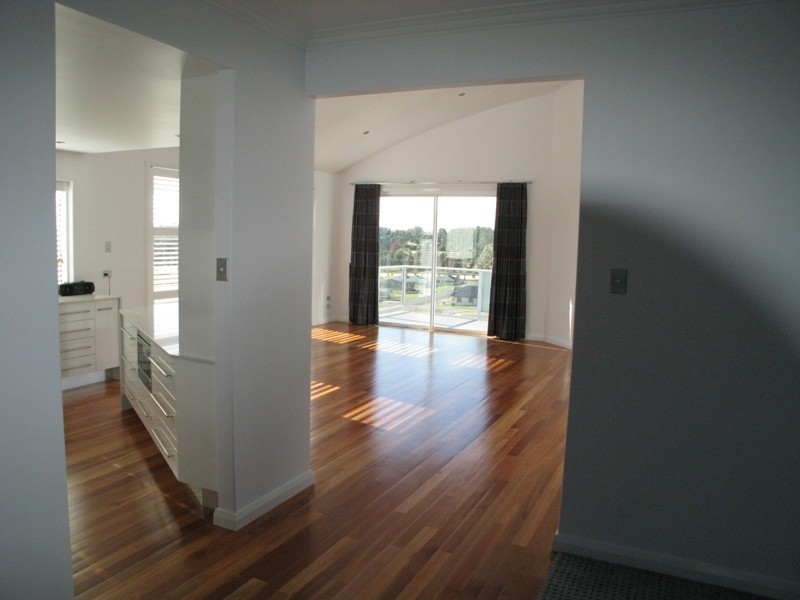 2 Collins Way, Orange NSW 2800