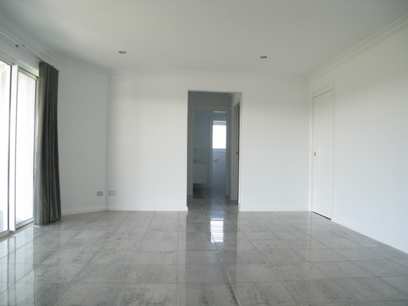 2 Collins Way, Orange NSW 2800