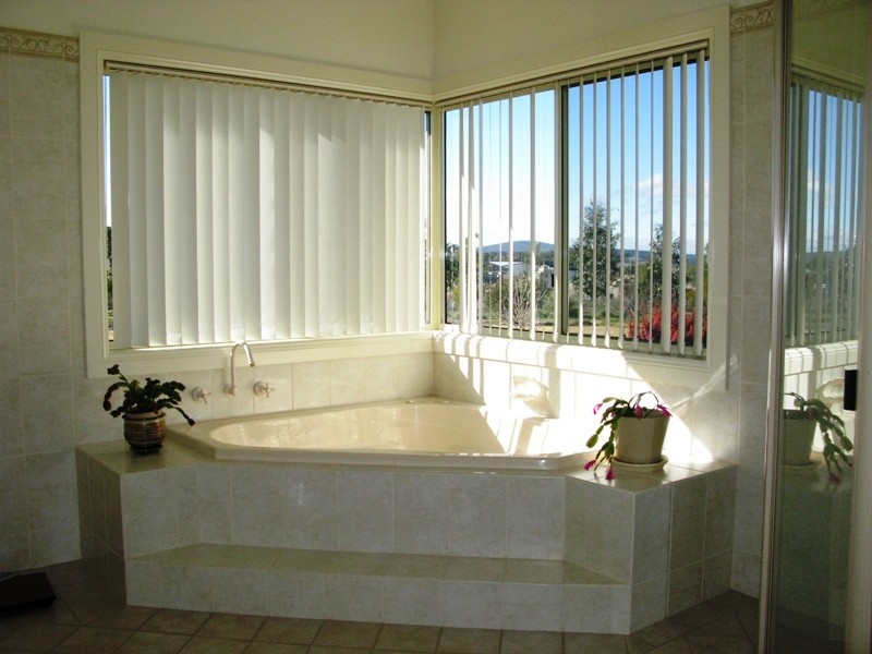 12 Illamatta Way, Orange NSW 2800