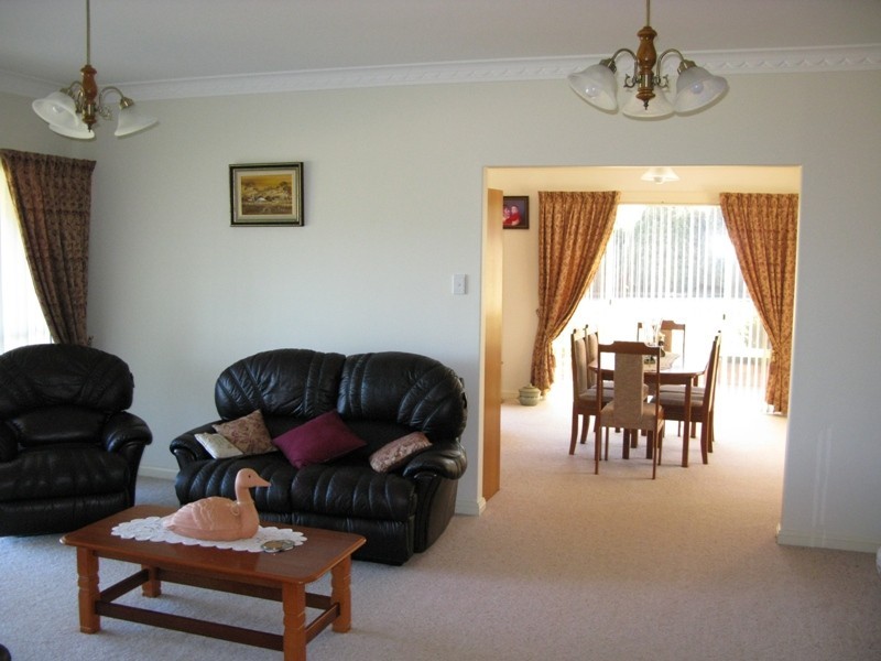 12 Illamatta Way, Orange NSW 2800