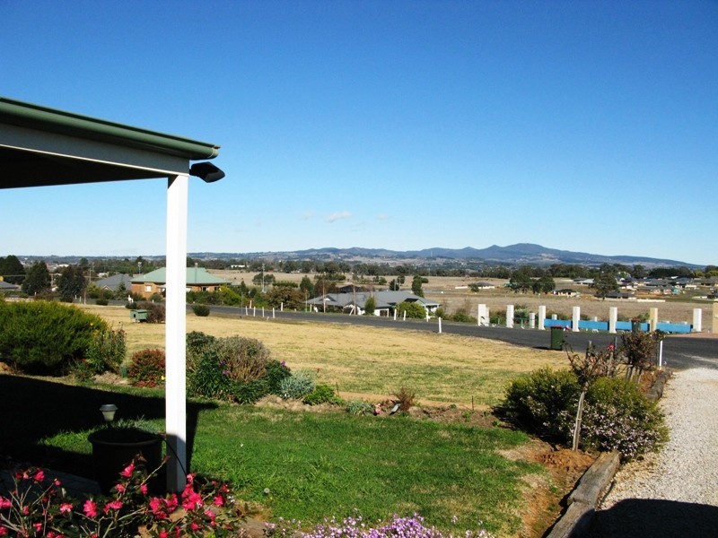 12 Illamatta Way, Orange NSW 2800