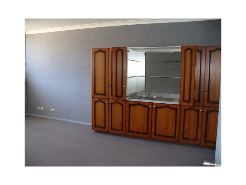 9 Hawthorn Place, Orange NSW 2800