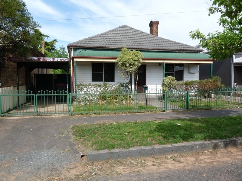 148 Edward Street, Orange NSW 2800