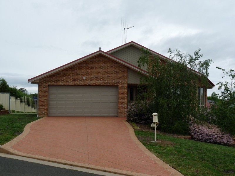 5 Daley Place, Orange NSW 2800