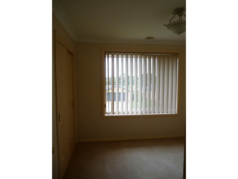 5 Daley Place, Orange NSW 2800