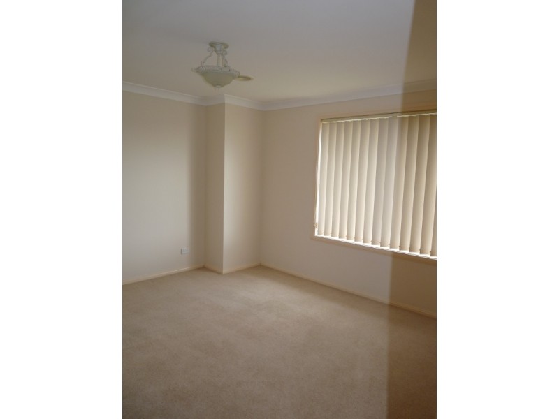 5 Daley Place, Orange NSW 2800
