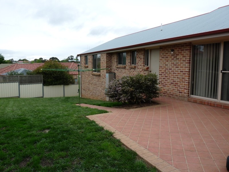 5 Daley Place, Orange NSW 2800