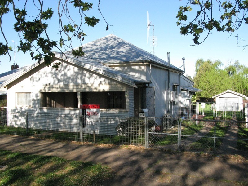 132 McLachlan Street, Orange NSW 2800