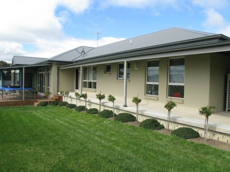 412 The Escort Way, Orange NSW 2800