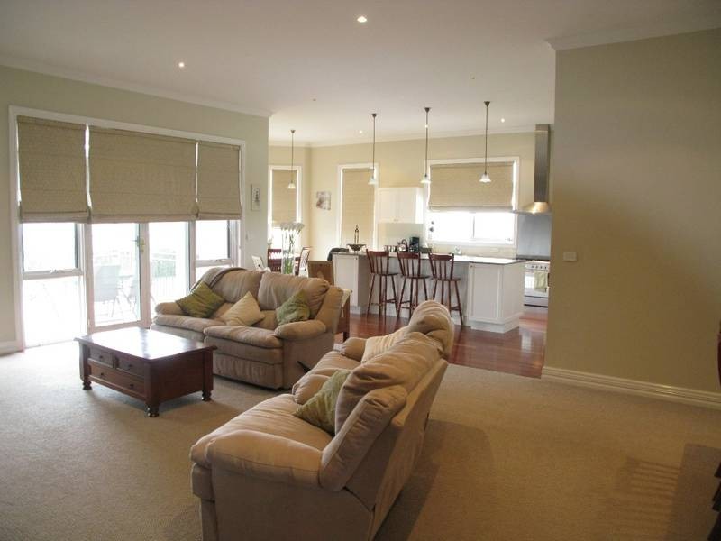 412 The Escort Way, Orange NSW 2800