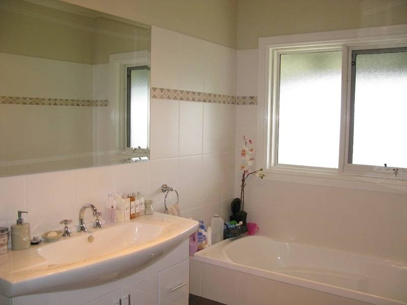 412 The Escort Way, Orange NSW 2800