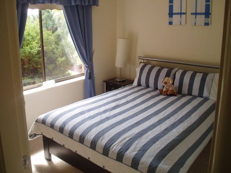 8 Settlers Close, Orange NSW 2800