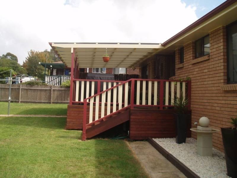 8 Settlers Close, Orange NSW 2800
