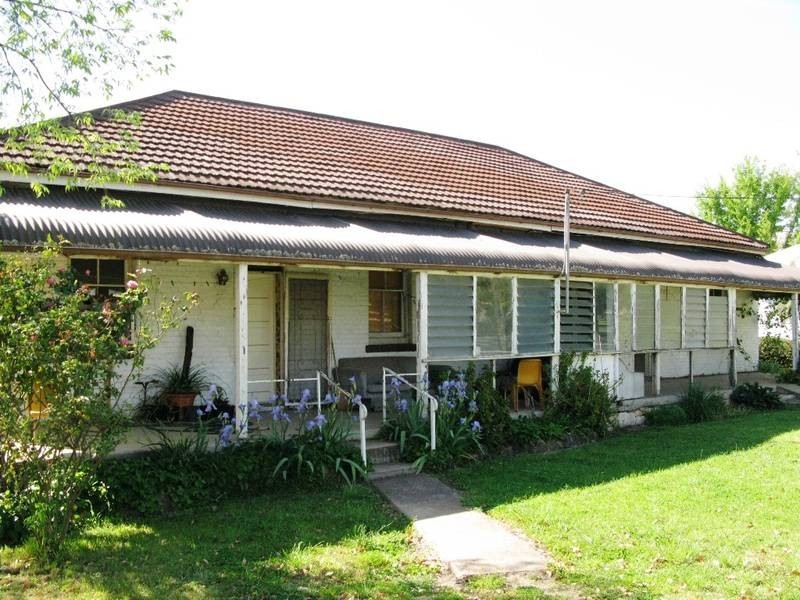 16 Gidley Street, Molong NSW 2866