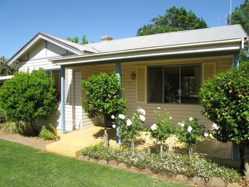157 Clinton Street, Orange NSW 2800