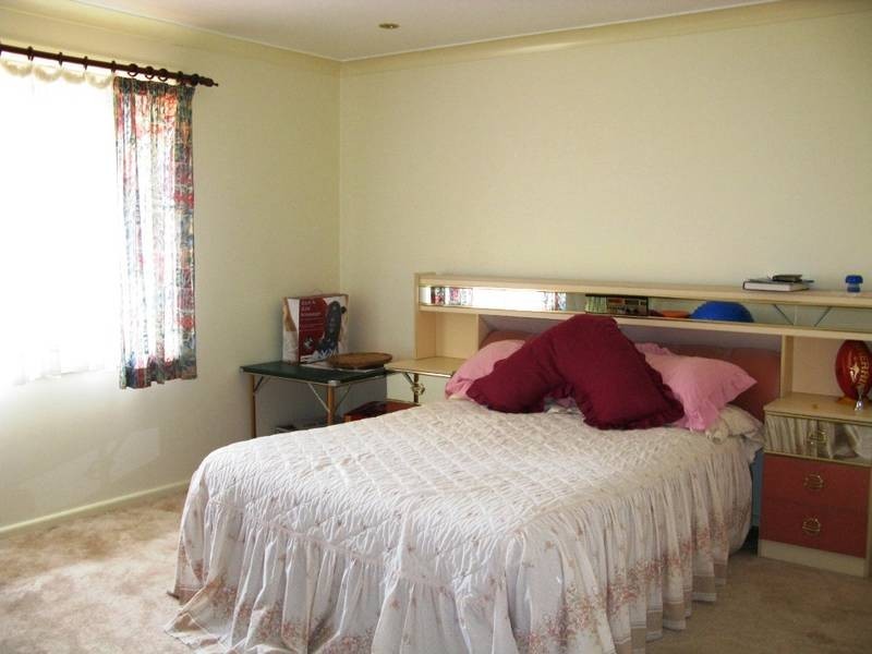 1 Talinga Place, Orange NSW 2800
