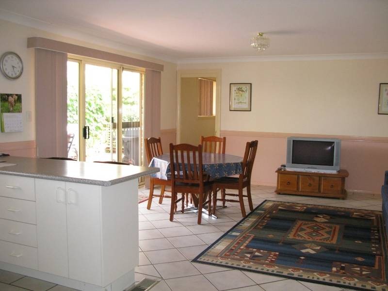 25 Casuarina Drive, Orange NSW 2800