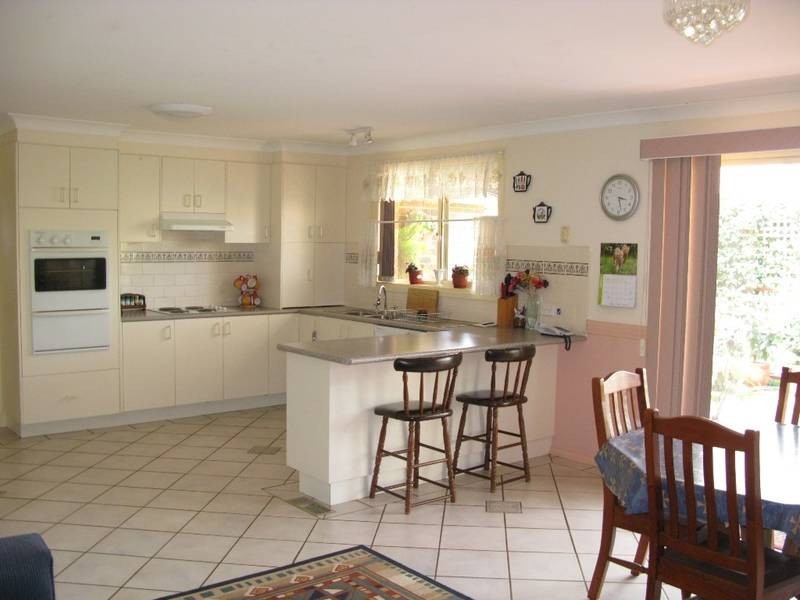 25 Casuarina Drive, Orange NSW 2800