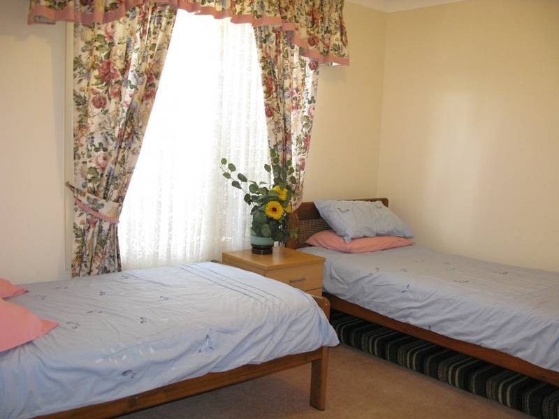 25 Casuarina Drive, Orange NSW 2800