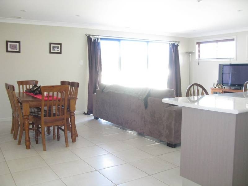 13 Brooklands Drive, Orange NSW 2800