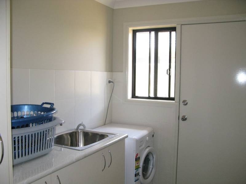 13 Brooklands Drive, Orange NSW 2800