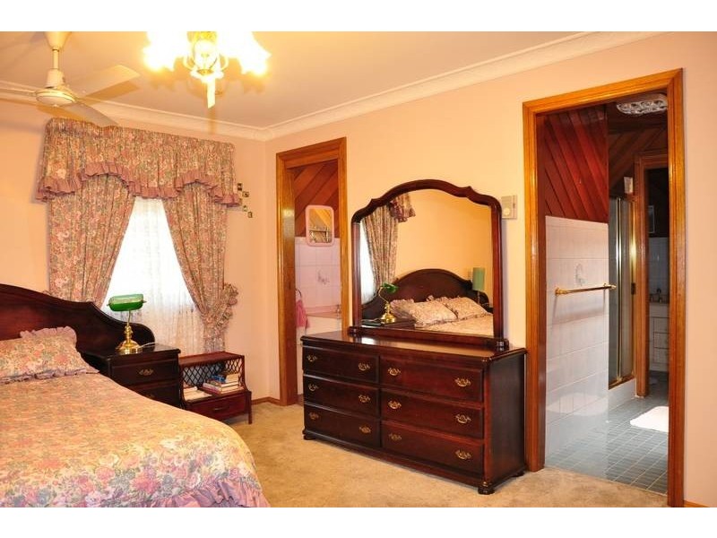 7 Sieben Drive, Orange NSW 2800