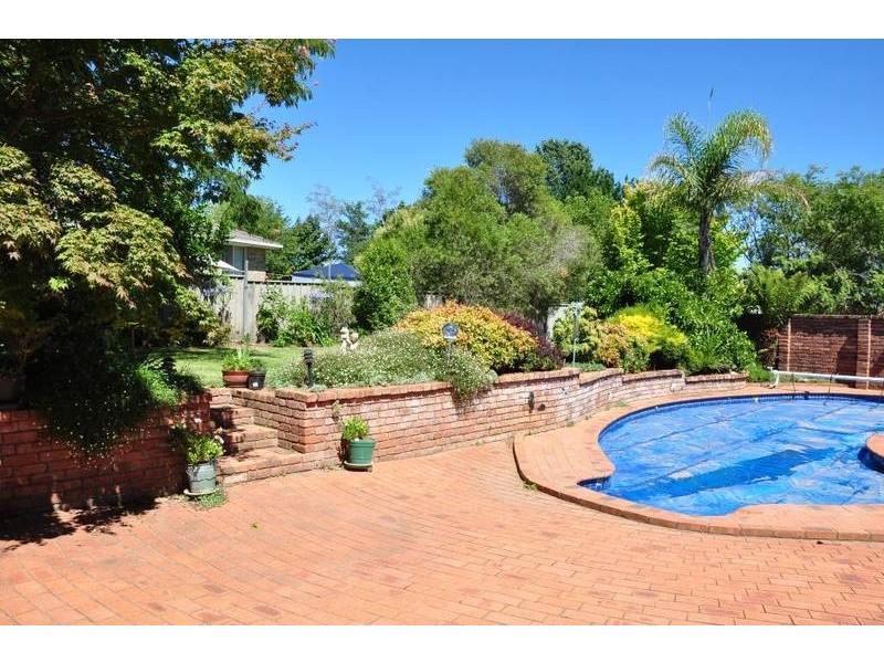 7 Sieben Drive, Orange NSW 2800