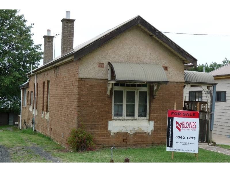 120 McLachlan Street, Orange NSW 2800