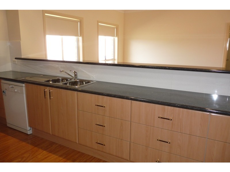 11 George Weily Place, Orange NSW 2800