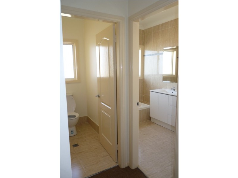 11 George Weily Place, Orange NSW 2800