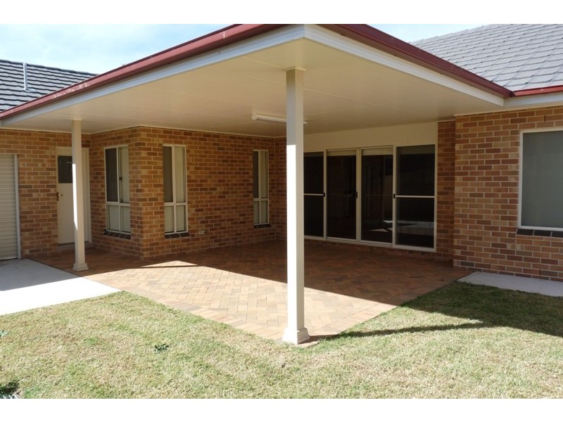 11 George Weily Place, Orange NSW 2800