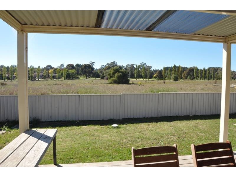 60 Fahy Crescent, Orange NSW 2800