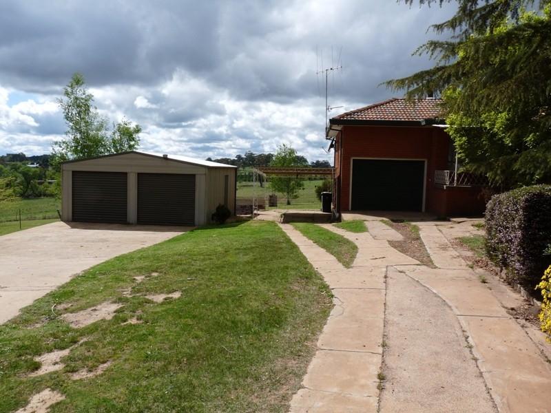 37 Woods Lane, Orange NSW 2800