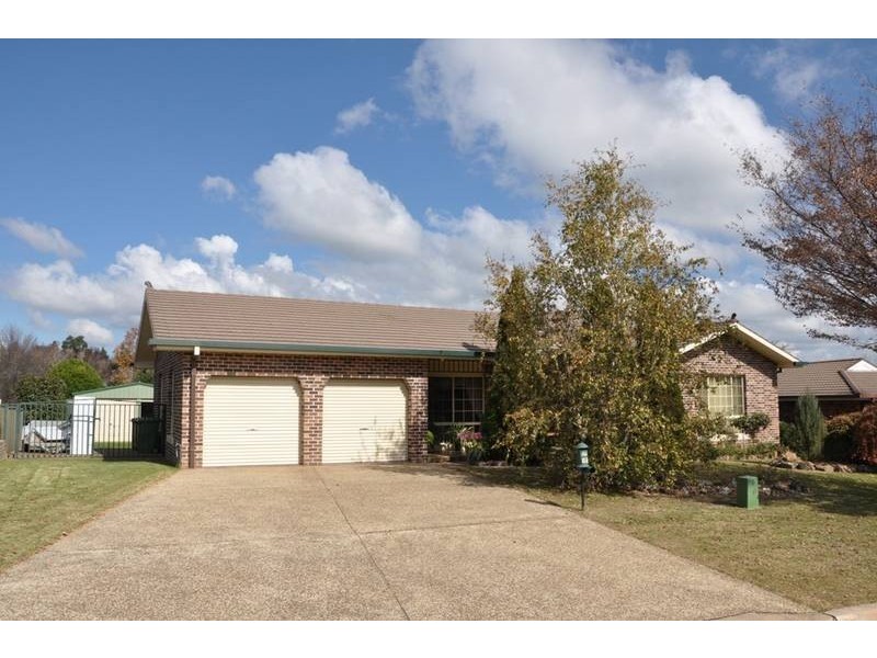 17 Braemar Circuit, Orange NSW 2800