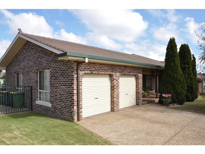 17 Braemar Circuit, Orange NSW 2800