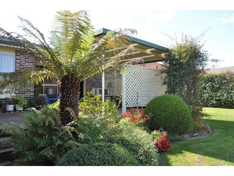 17 Braemar Circuit, Orange NSW 2800