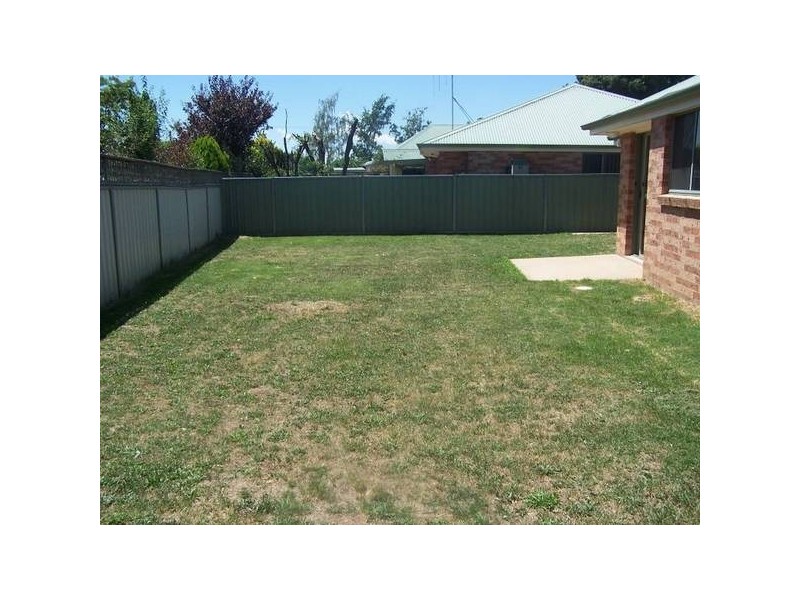 2/53 Kenna Street, Orange NSW 2800