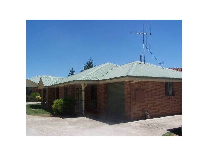 2/53 Kenna Street, Orange NSW 2800