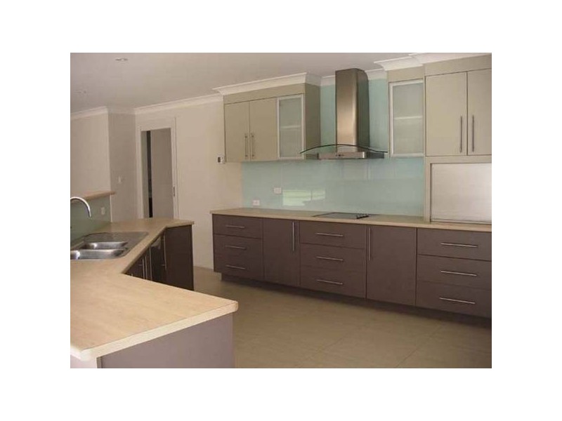37 Goldfinch Way, Orange NSW 2800