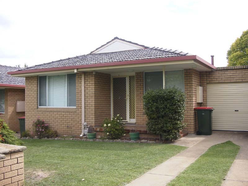 2/1 Oak Street, Orange NSW 2800