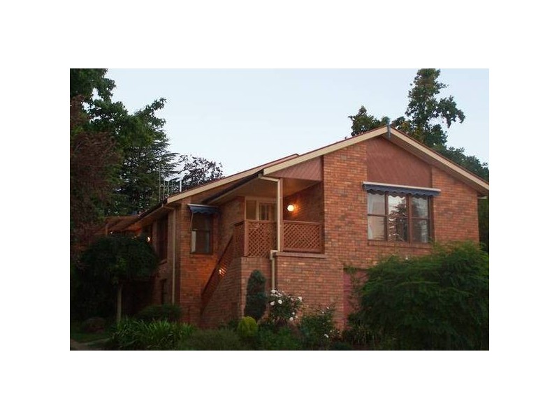 9 Green Lane, Orange NSW 2800