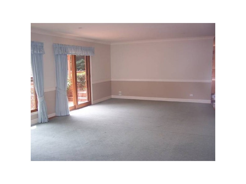 9 Green Lane, Orange NSW 2800