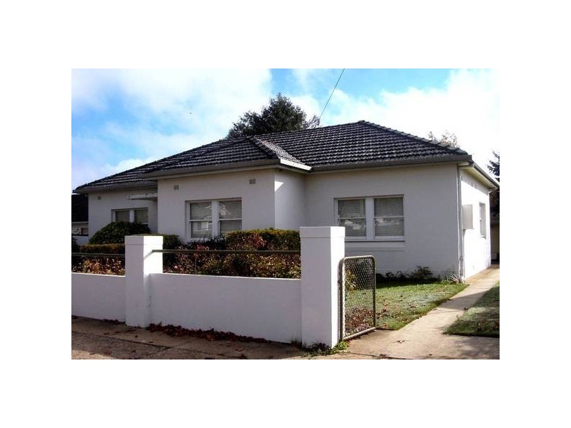 221 Dalton Street, Orange NSW 2800