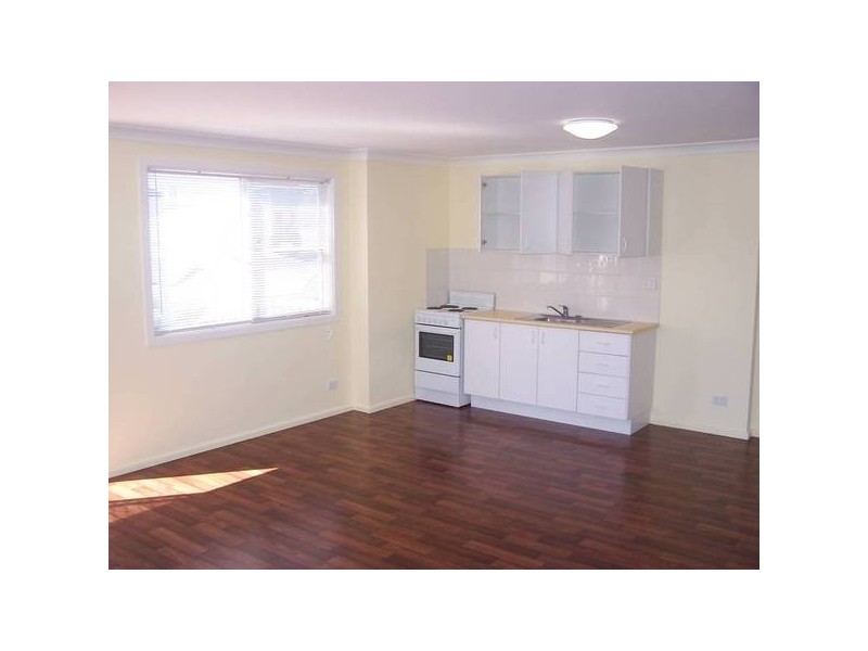 B/387 Summer St. East, Orange NSW 2800